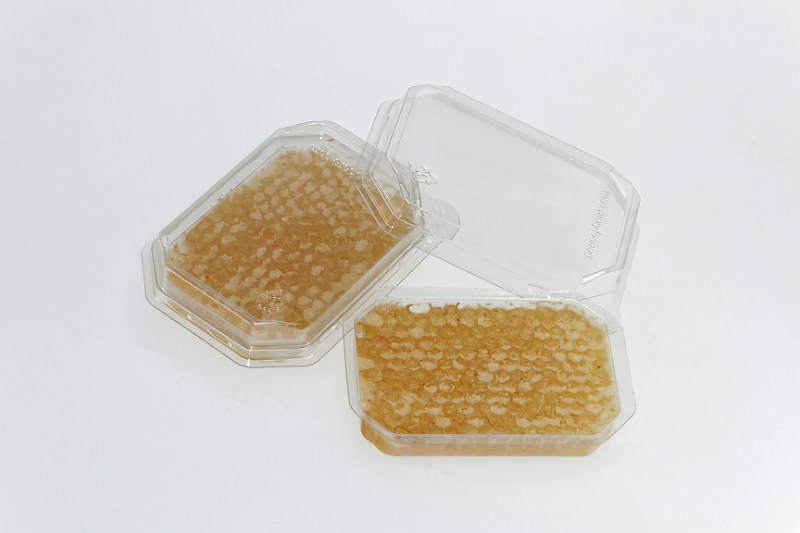 Plástečkový med v krabičce 100g